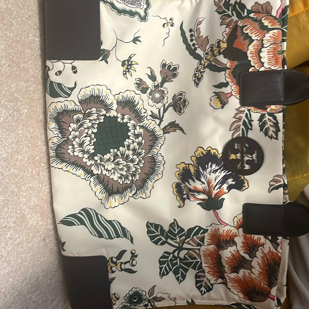 Brand new with tags Tory Burch tote